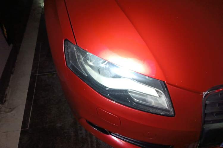 Used Audi A4L 2012 2.0 TFSI automatic sporty version Right Front Headlight