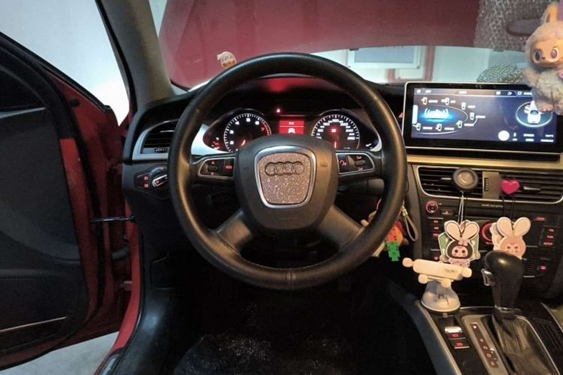 Used Audi A4L 2012 2.0 TFSI automatic standard version Steering Wheel
