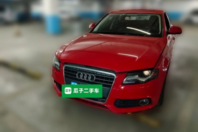 Used Audi A4L 2012 2.0 TFSI automatic Comfort trim level