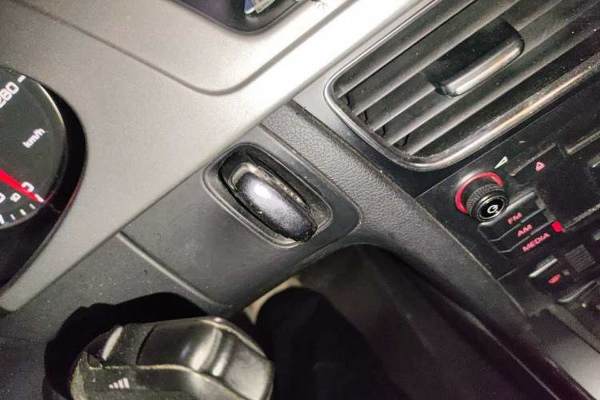 Used Audi A4L 2012 2.0 TFSI automatic Comfort trim level Vehicle Key