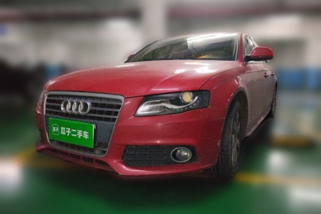 Used Audi A4L 2012 2.0 TFSI automatic Comfort trim level