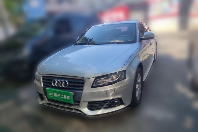 Used Audi A4L 2012 2.0 TFSI automatic Comfort trim level Guazi used car, China used car export, Used car for sale, Used Audi cars, Cheapest cars for sale