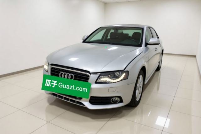 Used Audi A4L 2012 2.0 TFSI automatic standard version