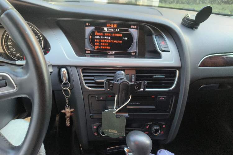 Used Audi A4L 2012 2.0 TFSI Automatic Technology Model Audio And AC Panel