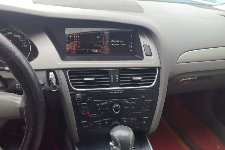 Used Audi A4L 2012 1.8 TFSI Automatic Comfort Model Audio And AC Panel