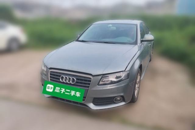 Used Audi A4L 2012 2.0 TFSI automatic Comfort trim level