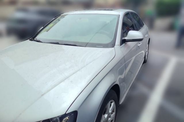 Used Audi A4L 2012 2.0 TFSI automatic standard version