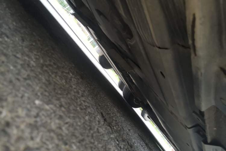 Used Audi A4L 2012 2.0 TFSI automatic Comfort trim level Chassis Front Right