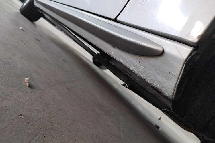 Used Audi A4L 2012 2.0 TFSI automatic sporty version Chassis Front Right