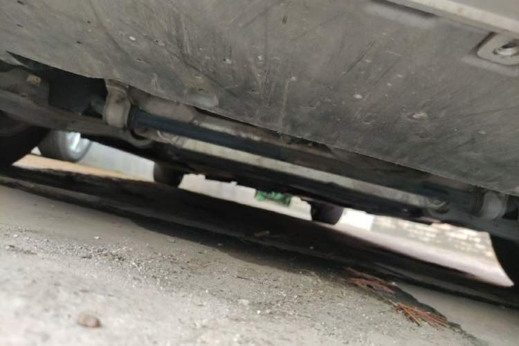 Used Audi A4L 2012 2.0 TFSI automatic standard version Chassis Front