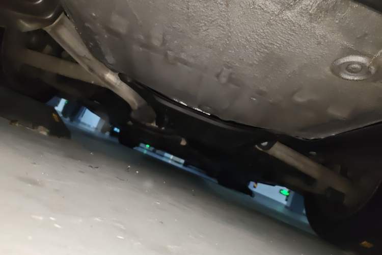 Used Audi A4L 2012 2.0 TFSI automatic standard version Chassis Rear