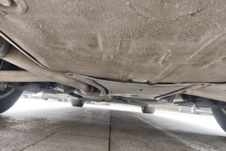 Used Audi A4L 2012 2.0 TFSI automatic standard version Chassis Rear