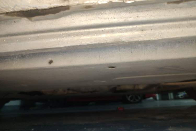 Used Audi A4L 2012 2.0 TFSI automatic Comfort trim level Chassis Rear