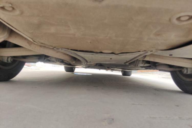 Used Audi A4L 2012 2.0 TFSI automatic Comfort trim level Chassis Rear