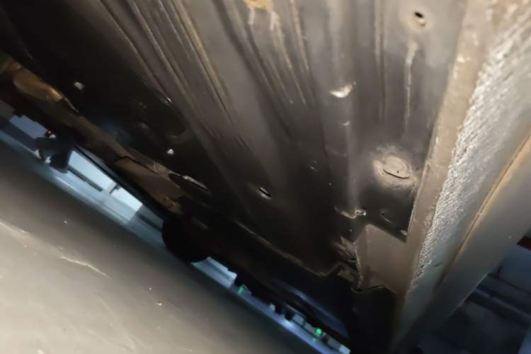 Used Audi A4L 2012 2.0 TFSI automatic standard version Chassis Rear Right
