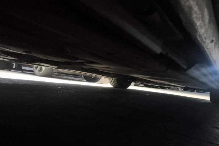 Used Audi A4L 2012 2.0 TFSI automatic Comfort trim level Chassis Rear Right