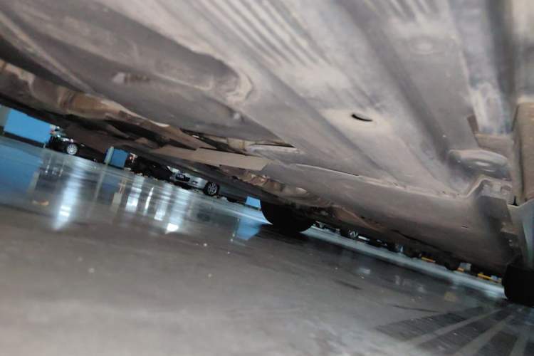 Used Audi A4L 2012 2.0 TFSI automatic Comfort trim level Chassis Rear Right