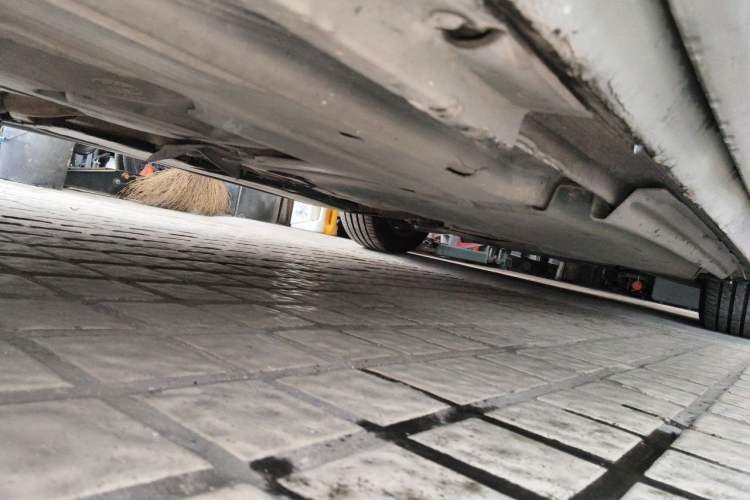 Used Audi A4L 2012 2.0 TFSI automatic Comfort trim level Chassis Rear Right