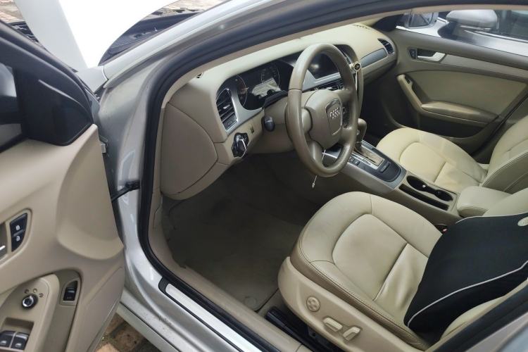 Used Audi A4L 2012 1.8 TFSI Automatic Comfort Model Driver Seat