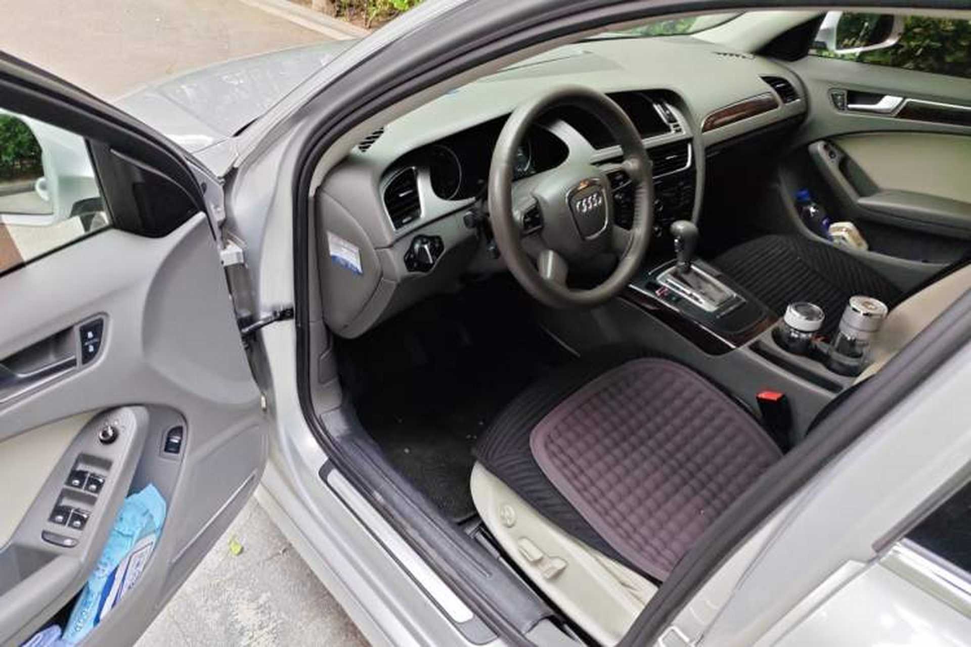 Used Audi A4L 2012 2.0 TFSI automatic Comfort trim level Driver Seat