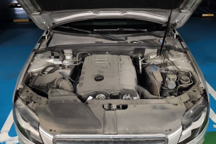 Used Audi A4L 2012 2.0 TFSI Automatic Technology Model Engine Bay