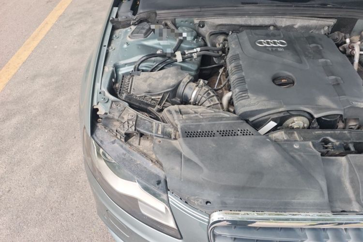 Used Audi A4L 2012 2.0 TFSI automatic Comfort trim level Engine Bay Right
