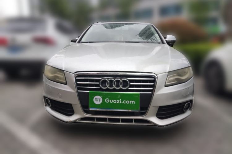 Used Audi A4L 2012 2.0 TFSI automatic Comfort trim level Front