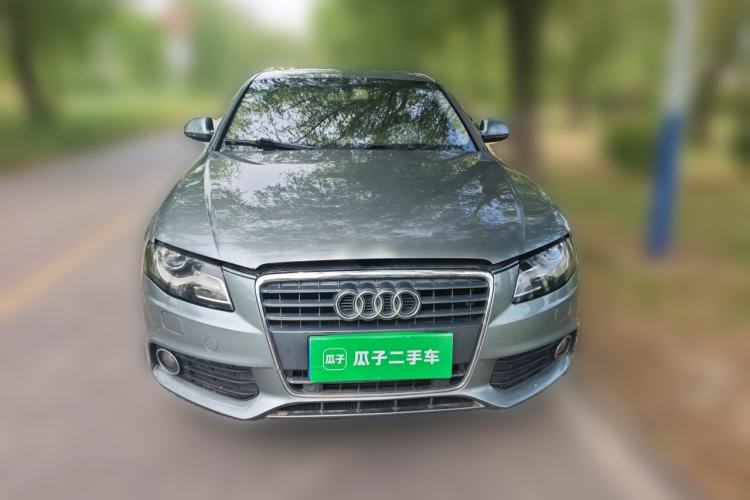 Used Audi A4L 2012 2.0 TFSI automatic Comfort trim level Front