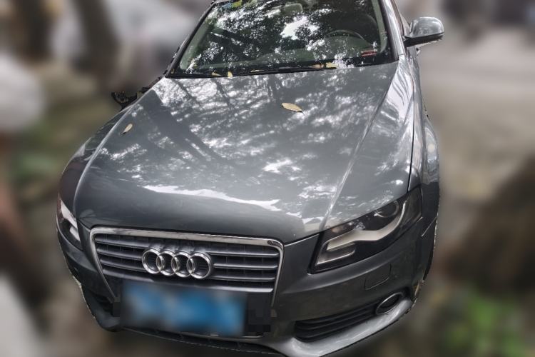 Used Audi A4L 2012 2.0 TFSI automatic Comfort trim level Front