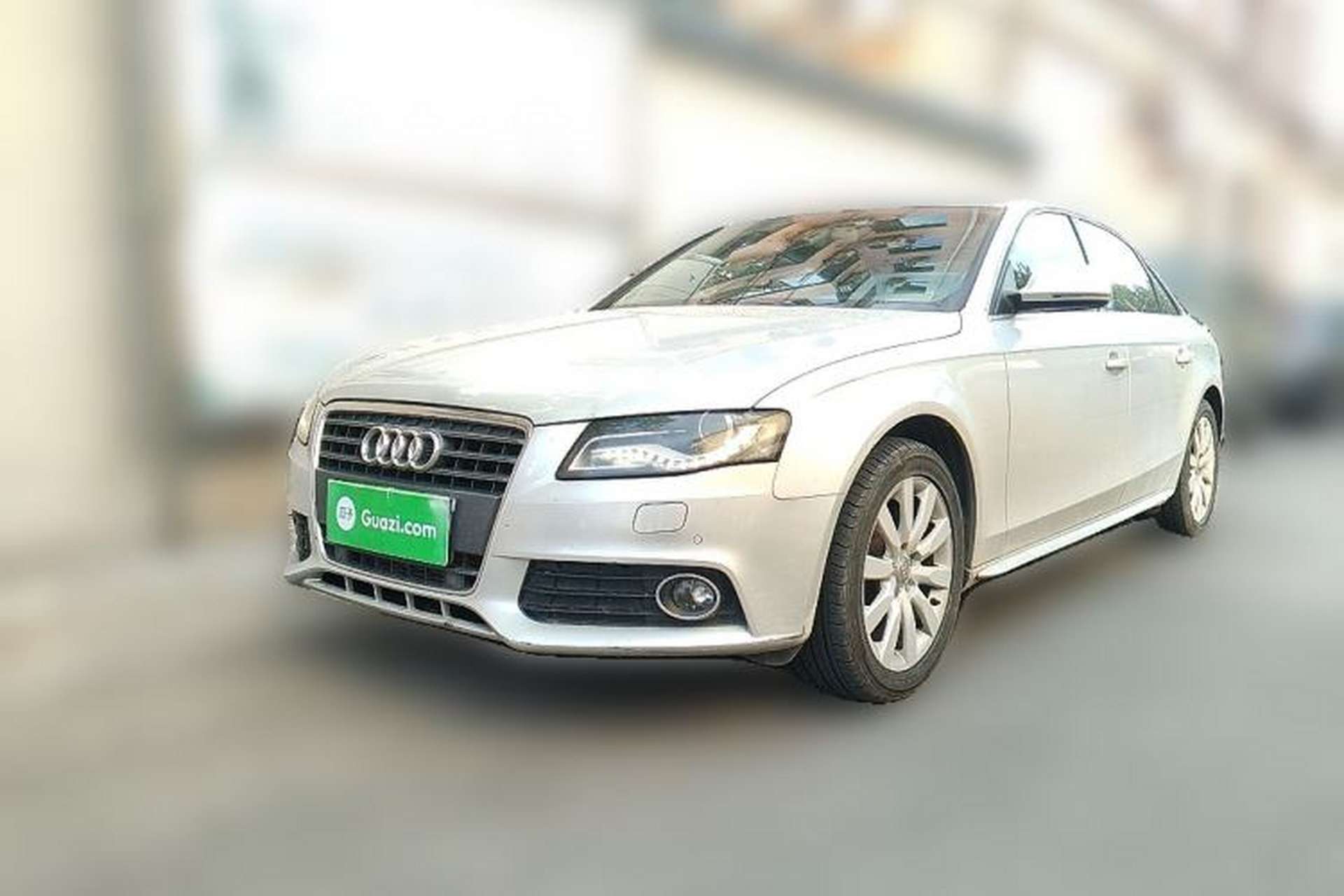 Used Audi A4L 2012 2.0 TFSI automatic luxury version Front Left 45 Deg