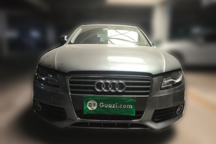 Used Audi A4L 2012 2.0 TFSI automatic Comfort trim level Front