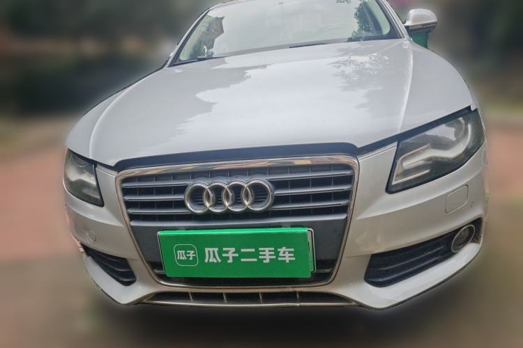 Used Audi A4L 2012 2.0 TFSI automatic Comfort trim level Front