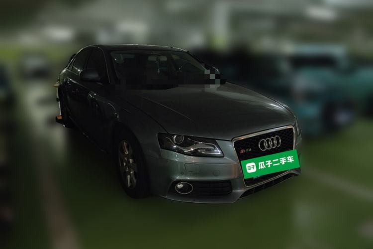 Used Audi A4L 2012 2.0 TFSI automatic standard version Front Right 45 Deg