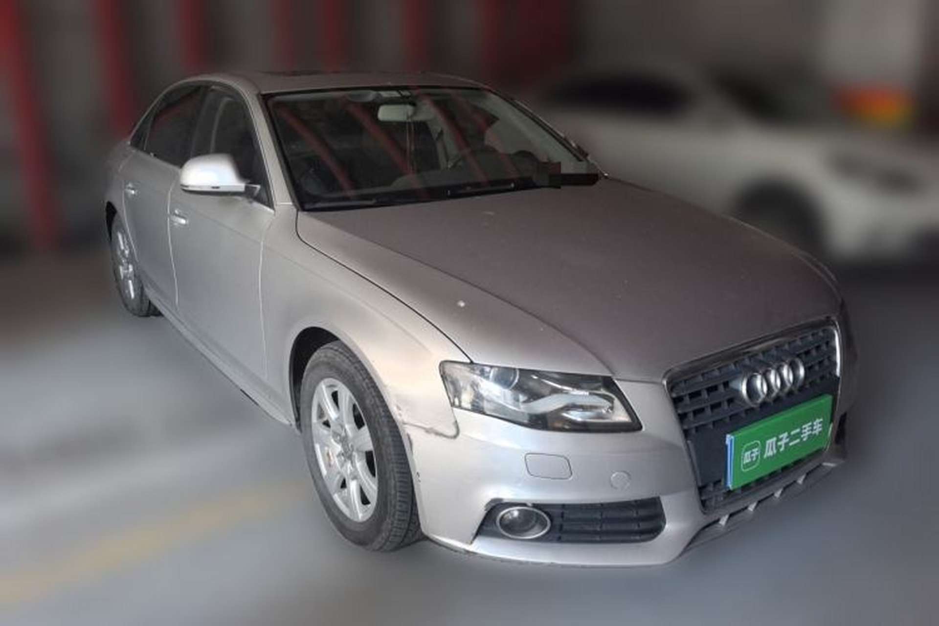 Used Audi A4L 2012 2.0 TFSI automatic standard version Front Right 45 Deg