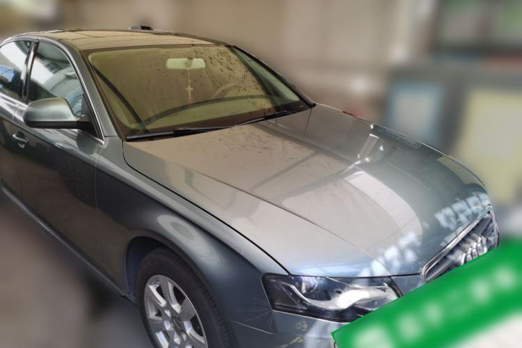 Used Audi A4L 2012 2.0 TFSI automatic Comfort trim level Front Right 45 Deg