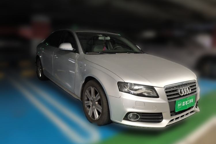 Used Audi A4L 2012 2.0 TFSI Automatic Technology Model Front Right 45 Deg