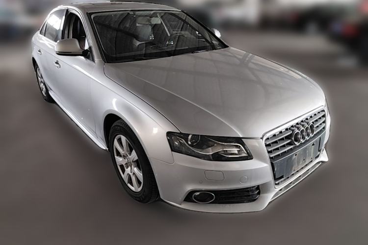 Used Audi A4L 2012 2.0 TFSI automatic sporty version Front Right 45 Deg