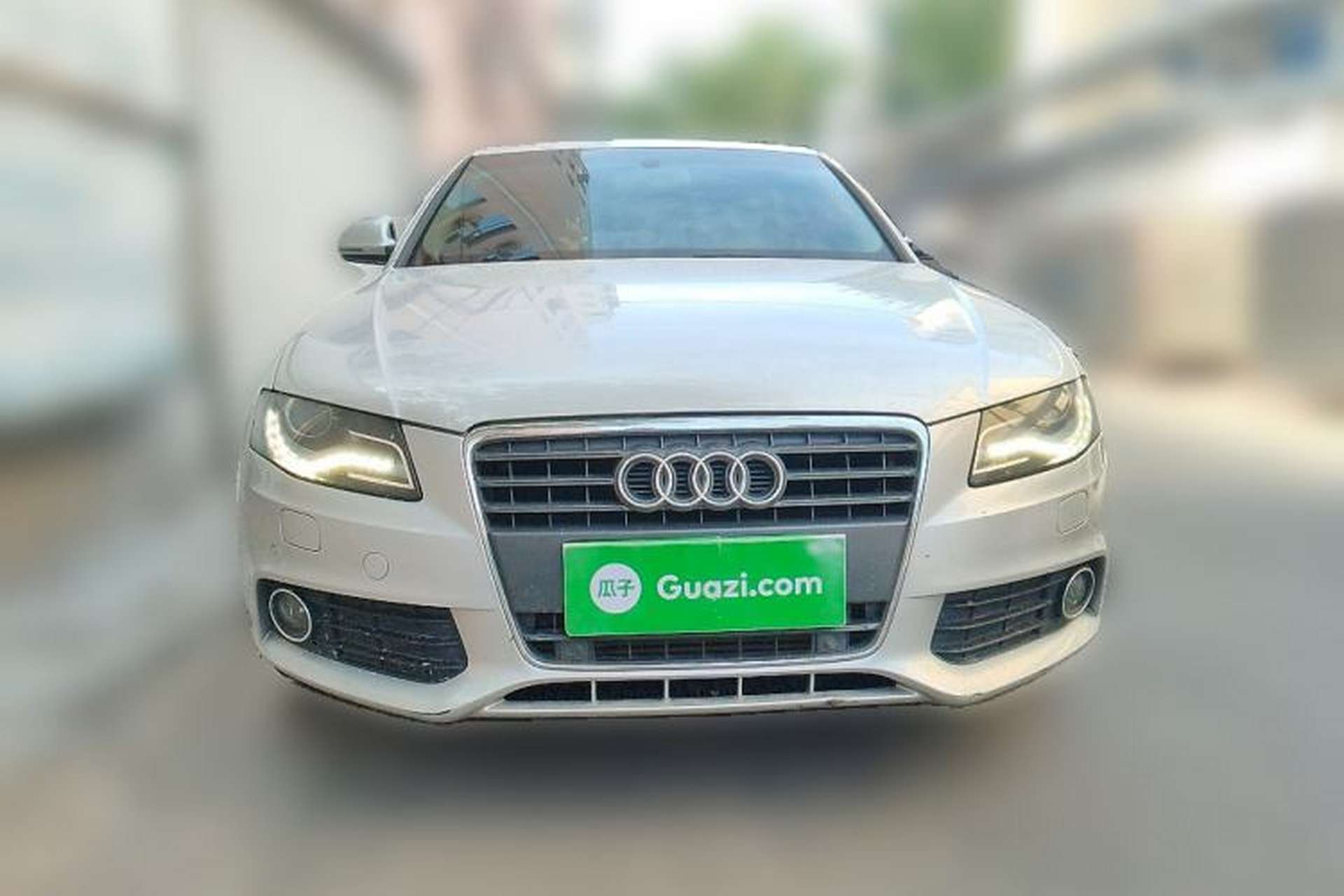 Used Audi A4L 2012 2.0 TFSI automatic luxury version Front