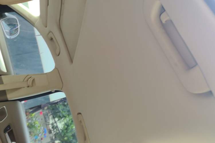 Used Audi A4L 2012 2.0 TFSI automatic standard version Headliner