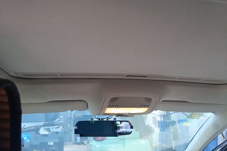 Used Audi A4L 2012 2.0 TFSI automatic standard version Headliner