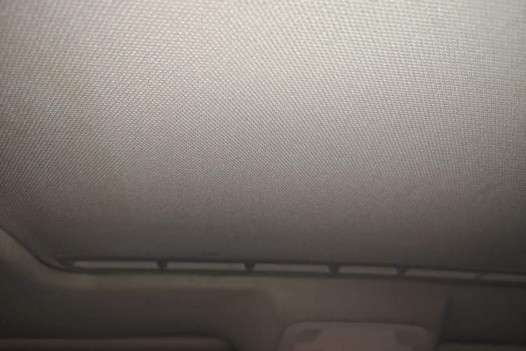 Used Audi A4L 2012 2.0 TFSI automatic Comfort trim level Headliner