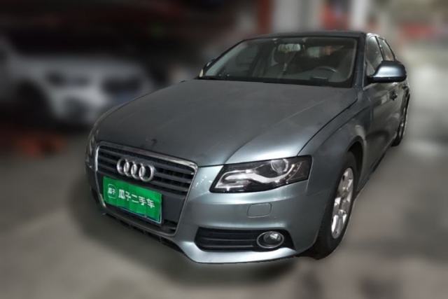 Used Audi A4L 2012 2.0 TFSI automatic Comfort trim level