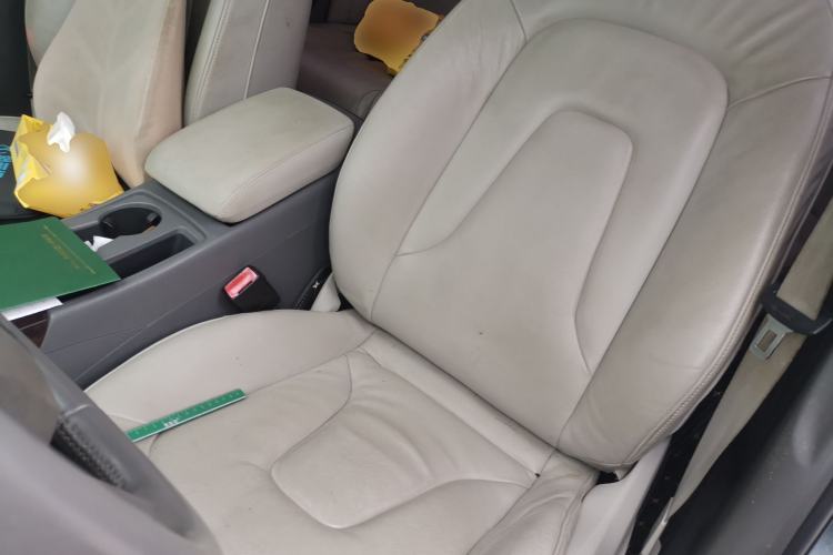 Used Audi A4L 2012 2.0 TFSI automatic Comfort trim level Left Front Seat