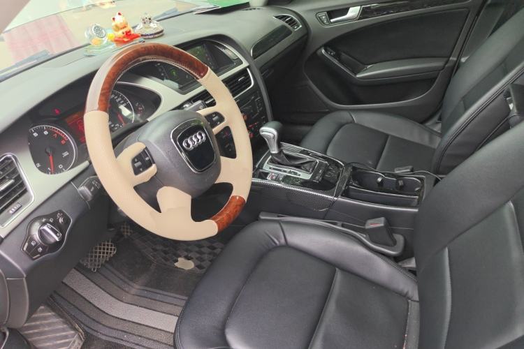 Used Audi A4L 2012 2.0 TFSI automatic standard version Left Front Seat