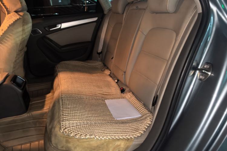 Used Audi A4L 2012 2.0 TFSI automatic standard version Left Rear Seat