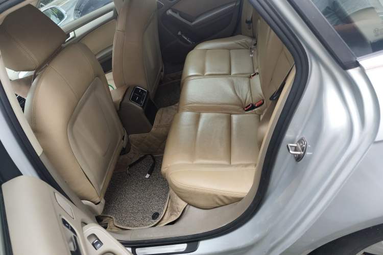Used Audi A4L 2012 2.0 TFSI automatic standard version Left Rear Seat