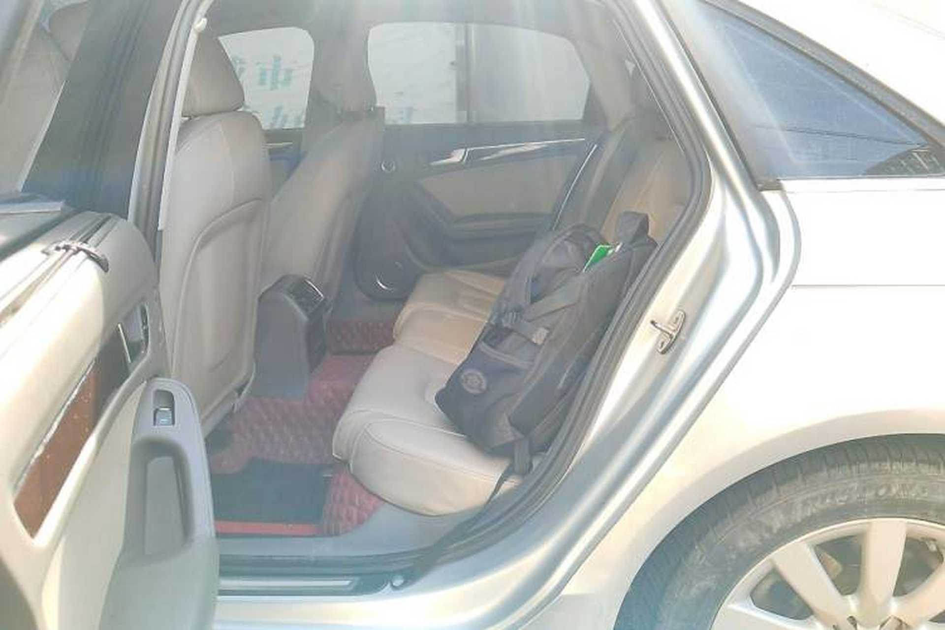 Used Audi A4L 2012 2.0 TFSI automatic luxury version Left Rear Seat