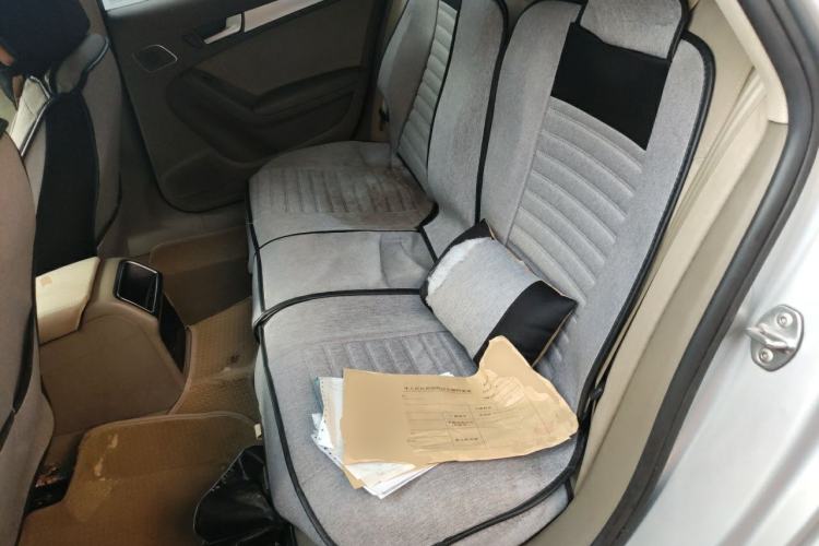 Used Audi A4L 2012 2.0 TFSI automatic standard version Left Rear Seat