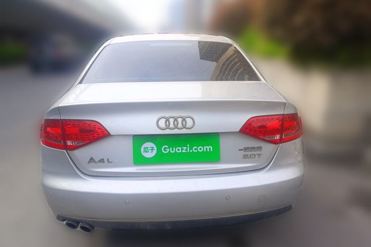 Used Audi A4L 2012 2.0 TFSI automatic standard version Rear