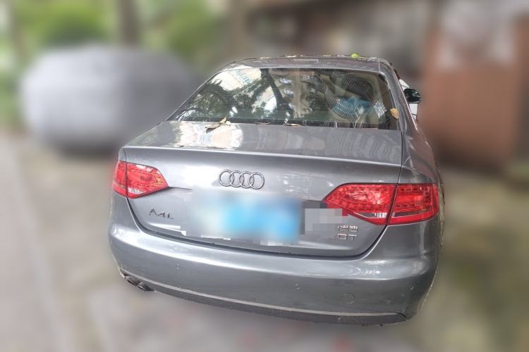 Used Audi A4L 2012 2.0 TFSI automatic Comfort trim level Rear